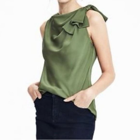 Banana Republic Tops - Banana Republic “Knot blouse” SZ M